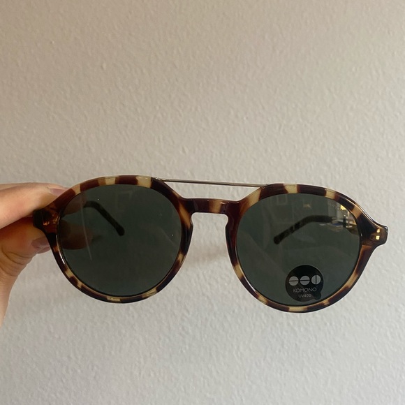Komono Sunglasses - Picture 1 of 6